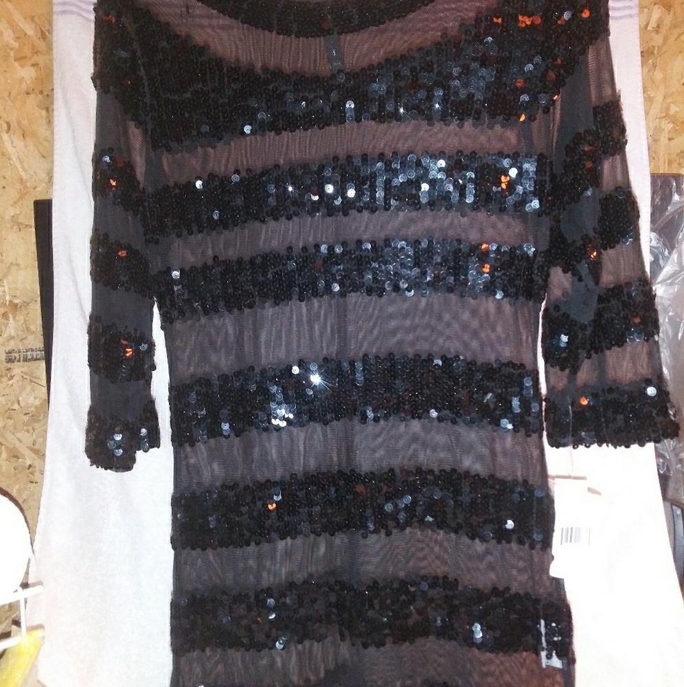 AZI BLOUSE.